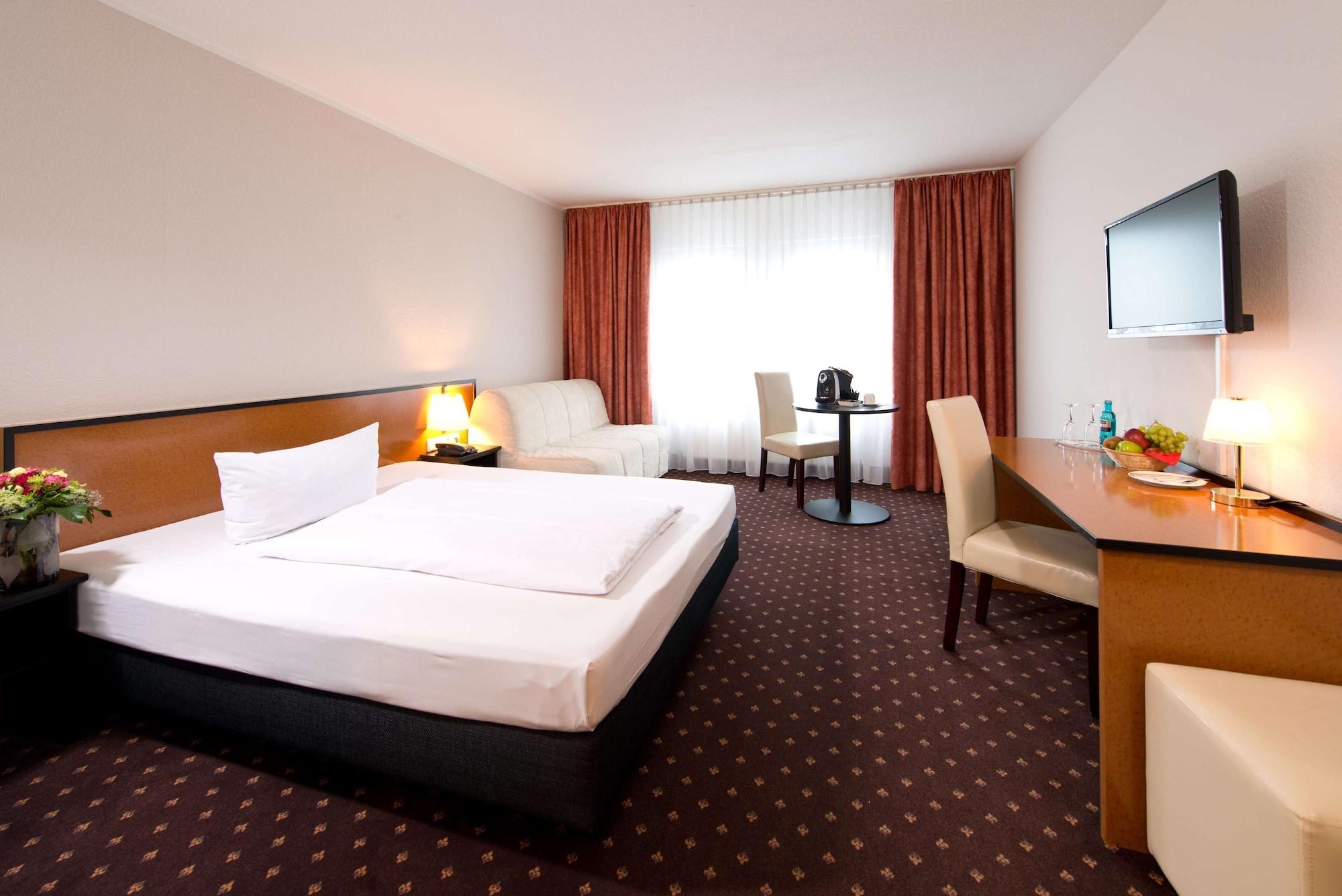 Achat Hotel Hockenheim Esterno foto